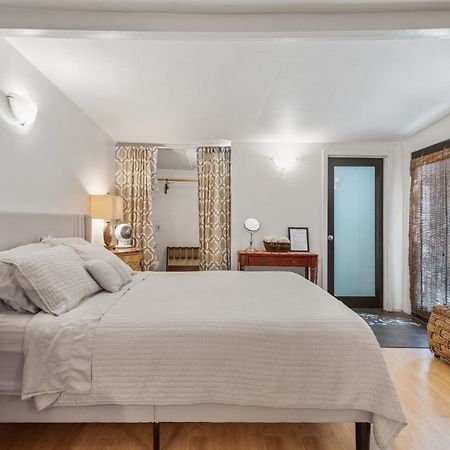 Private Studio City Guest House Лос-Анджелес Экстерьер фото