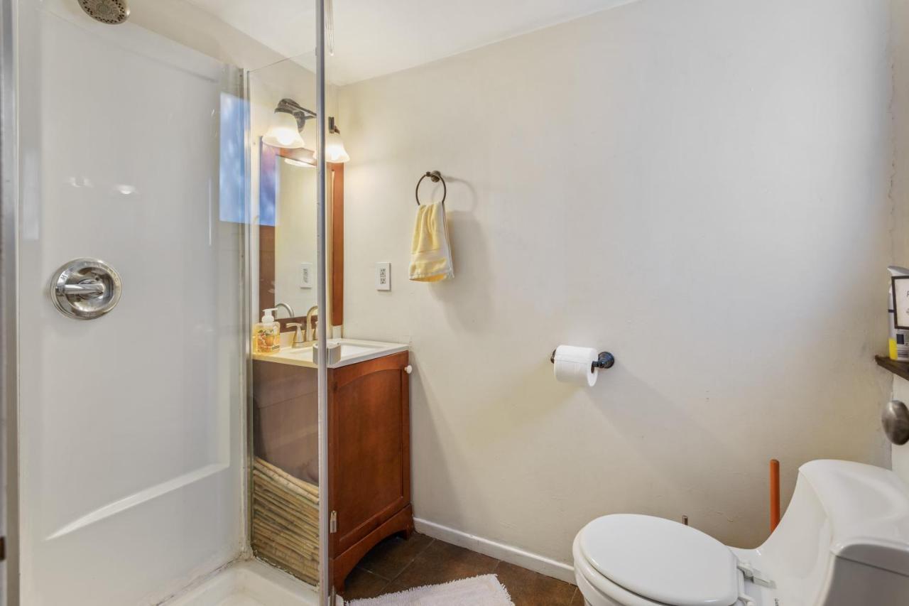 Private Studio City Guest House Лос-Анджелес Экстерьер фото